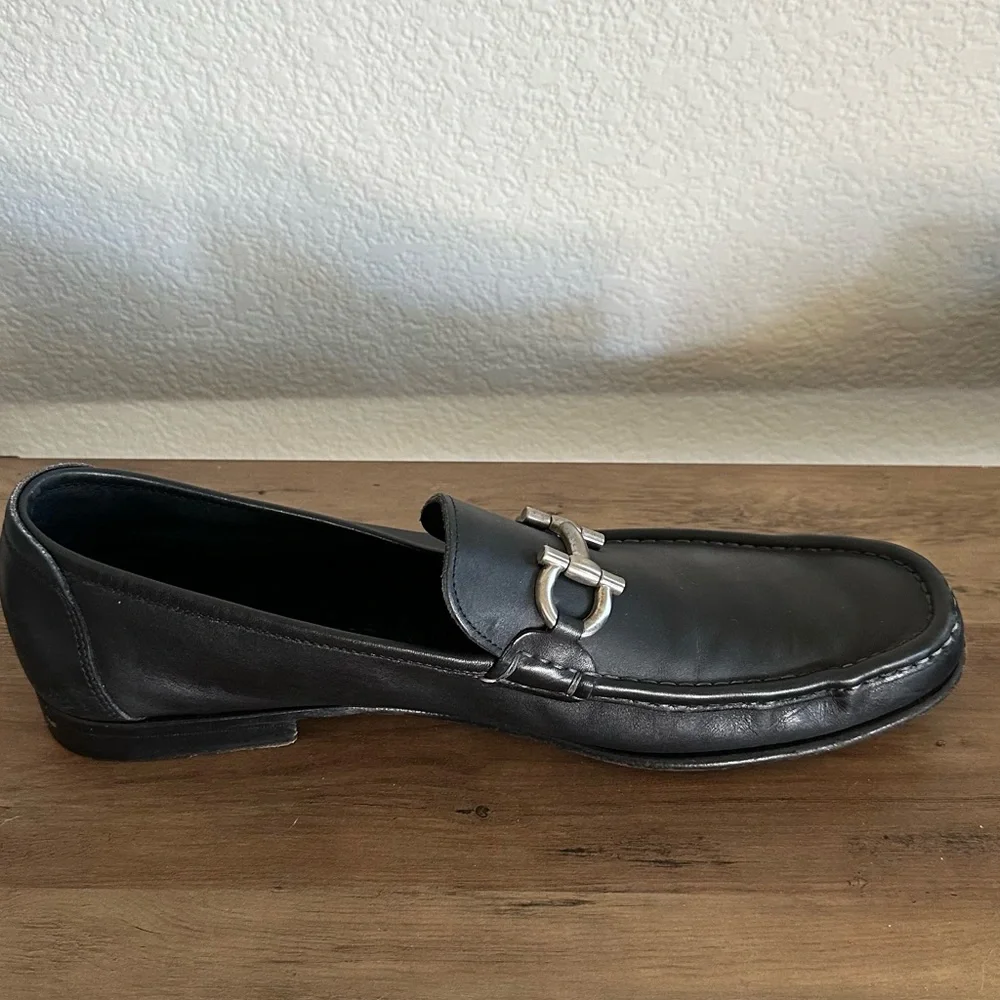Salvatore Ferragamo Gancini Bit Men's Black Loafers with Silver Buckle